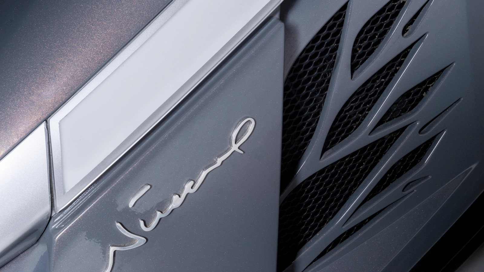 Two archive-fresh Bertone concept cars to be sold off