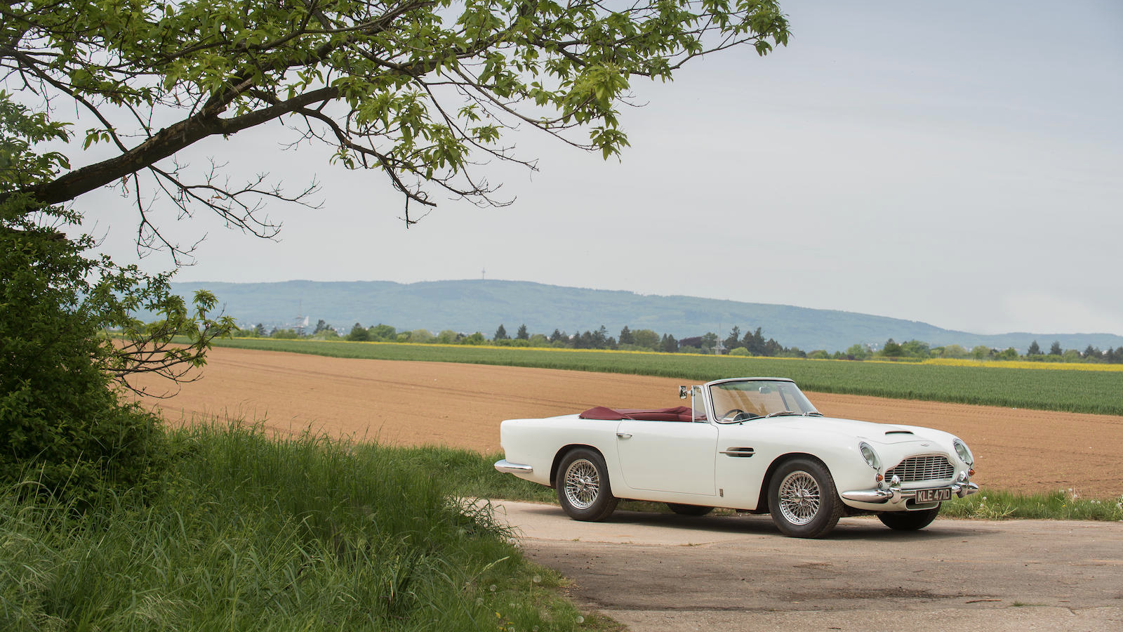 Ultra-rare Aston Martin expected to sell for £900,000 this weekend