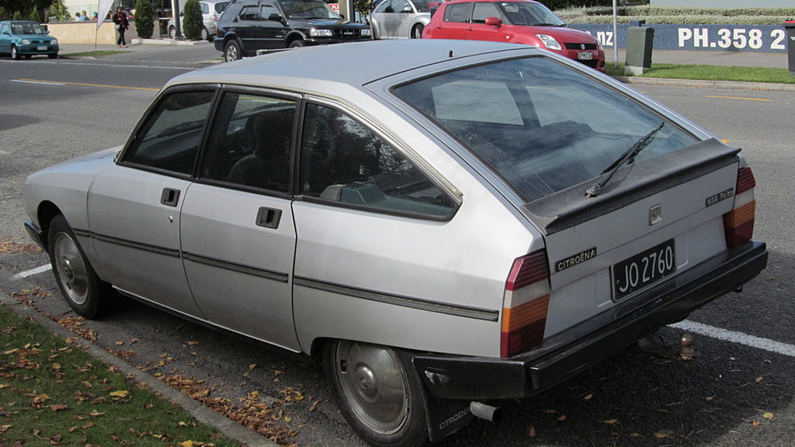 9 right-hand drive cars that were flawed by design