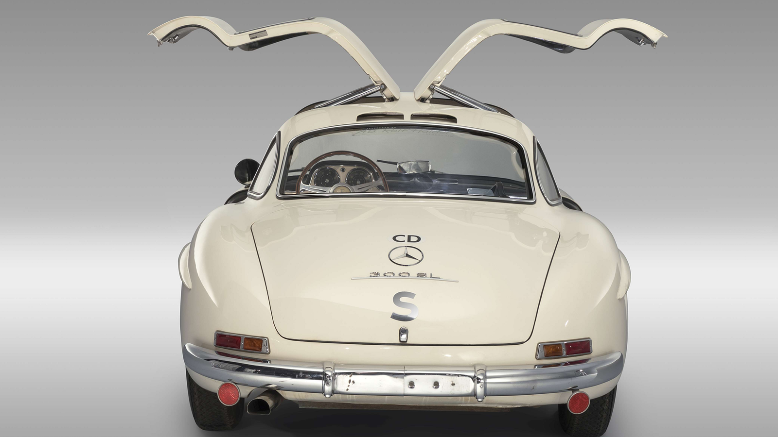 These 10 astounding cars are for sale at Artcurial's Le Mans auction