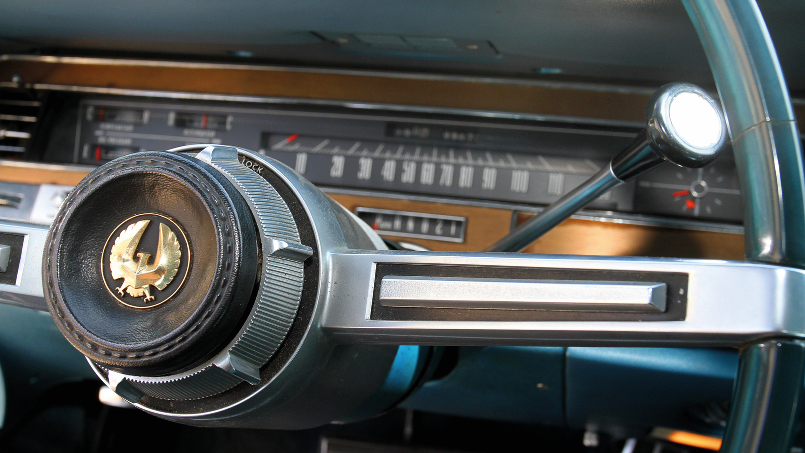 This ‘60s barge was the perfect mobile office