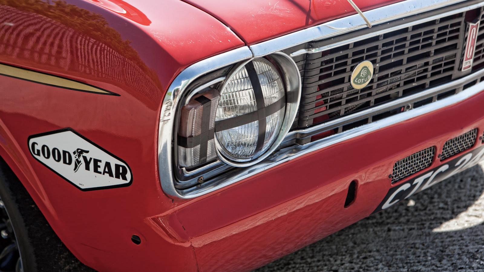 Lotus Cortinas driven by Jacky Ickx and Jim Clark to sell at auction