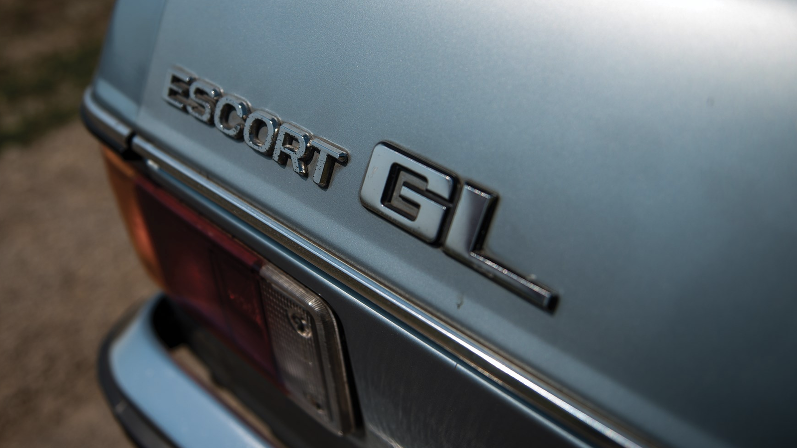 Pope John Paul II's Ford Escort is up for auction