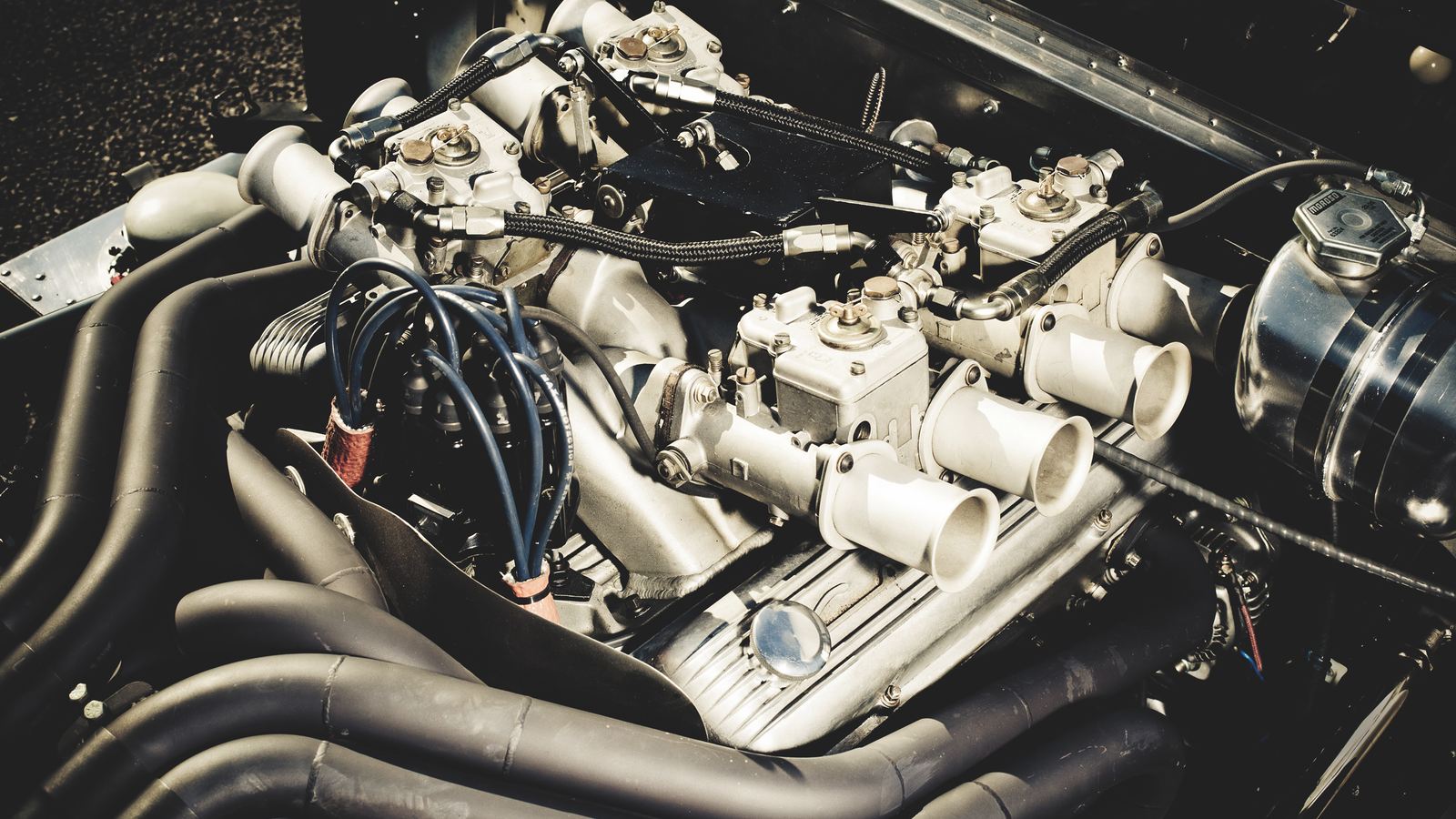 This car inspired the Ford GT40