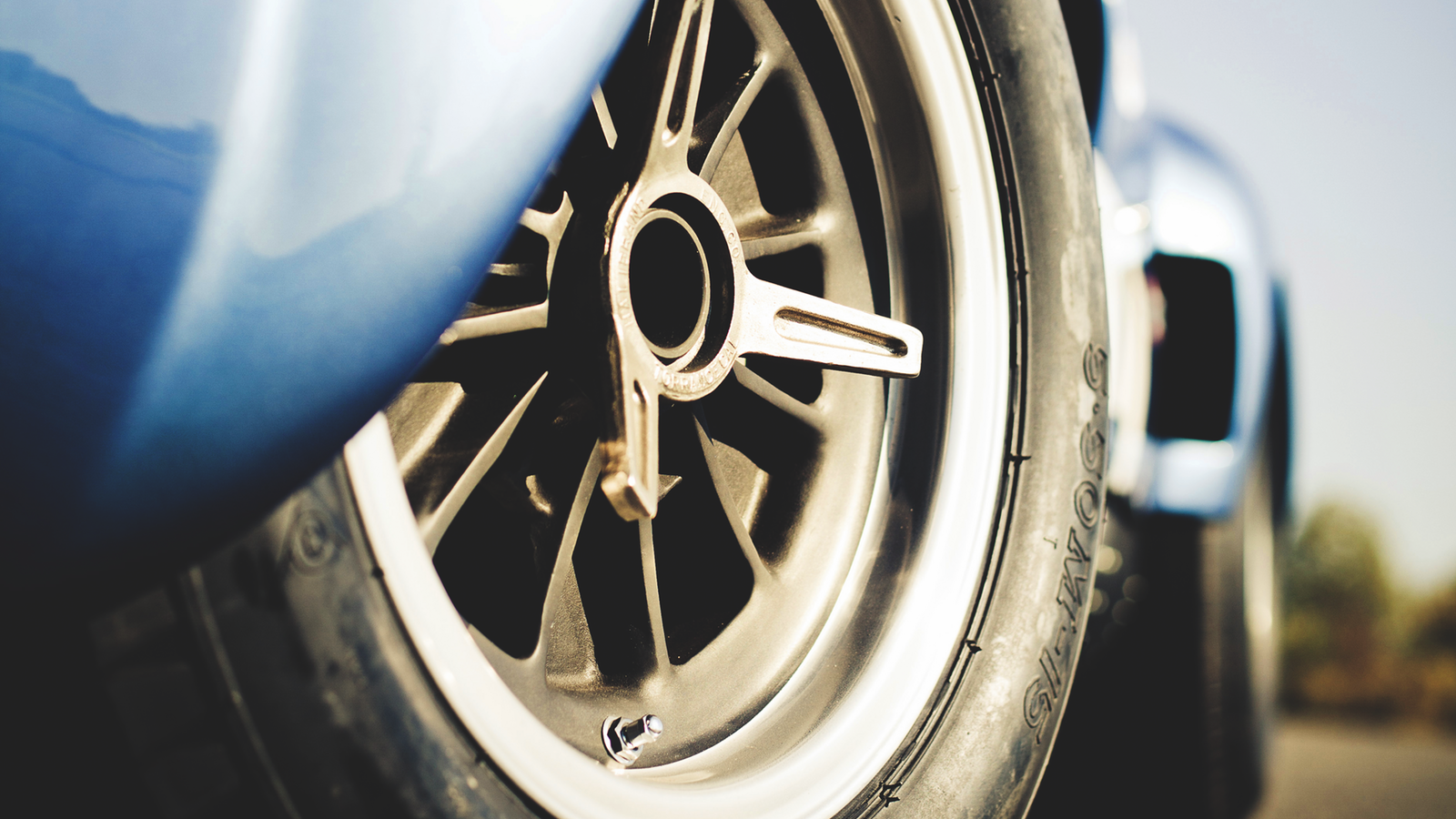 This car inspired the Ford GT40