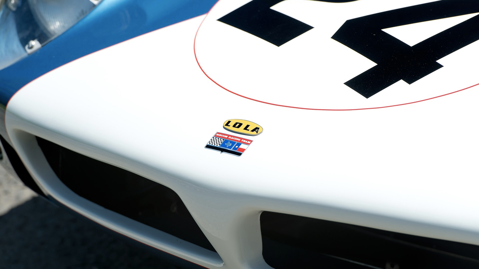 This car inspired the Ford GT40