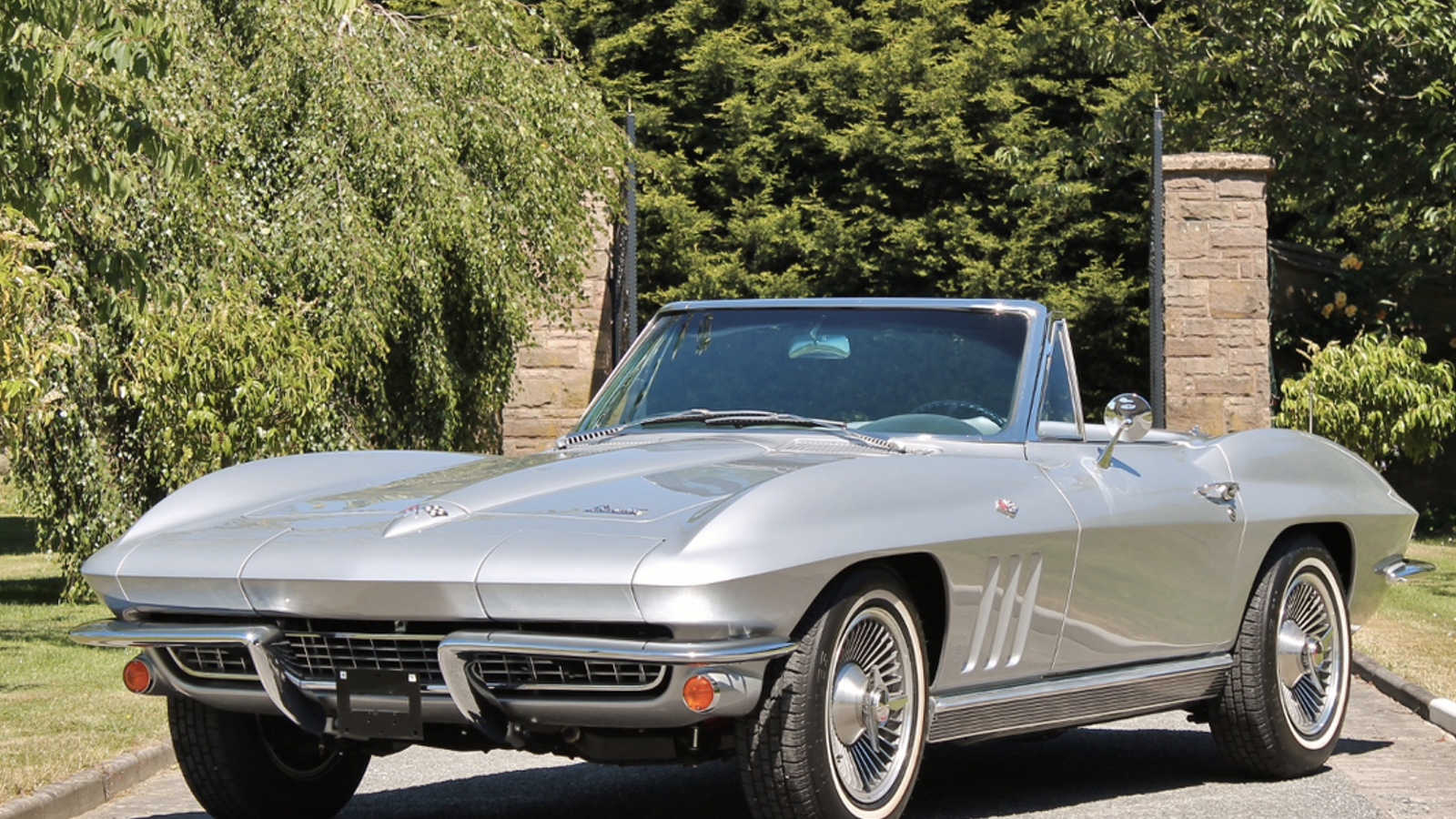 Highlights from the £5.7m Silverstone Classic sale