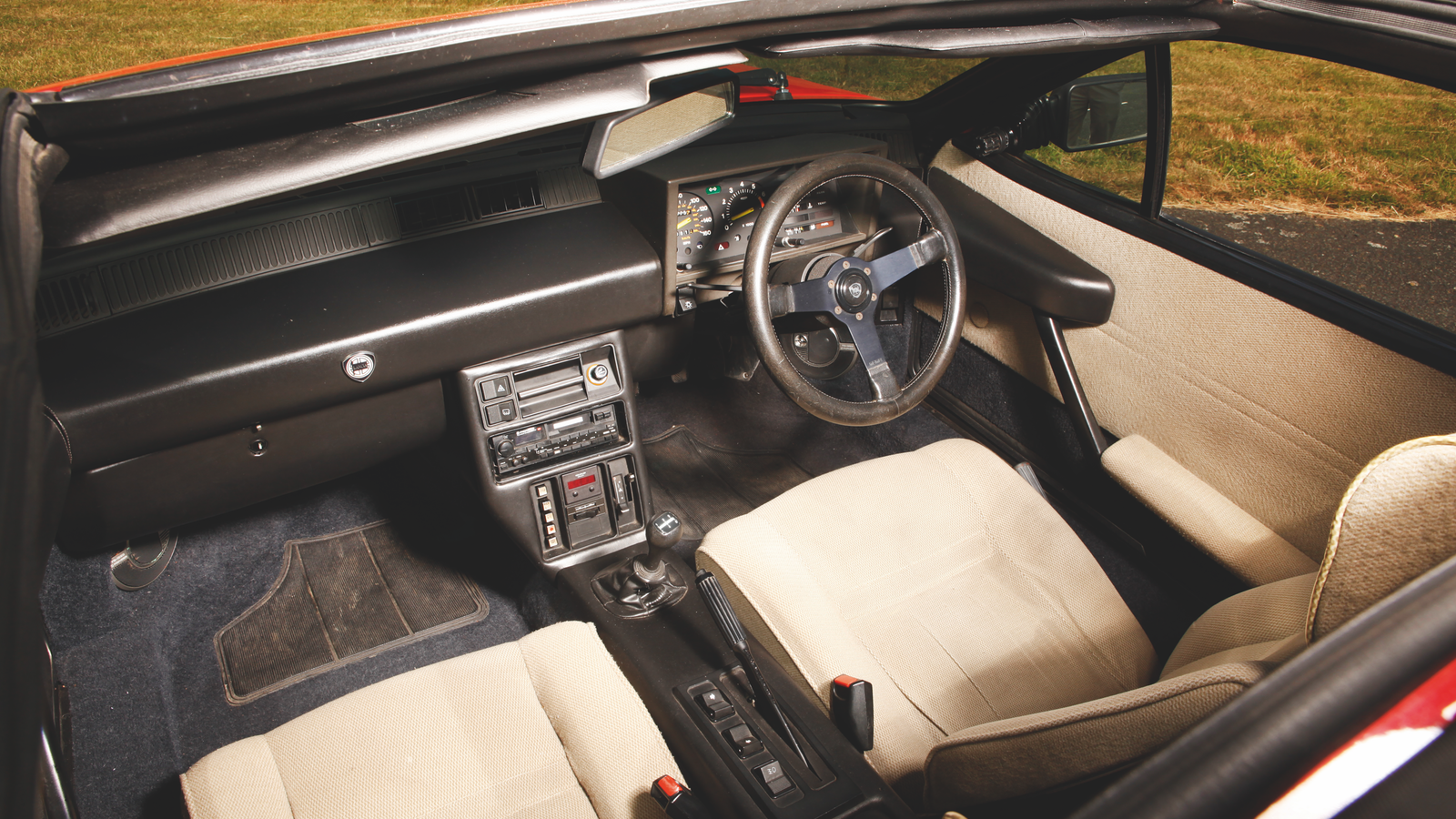 Ten of the best classic Targa top sports cars