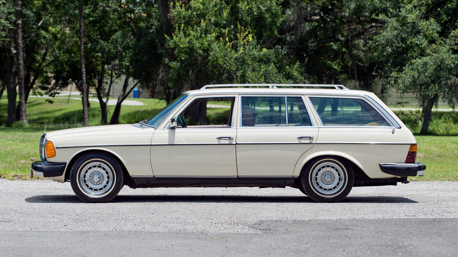 Baby you can drive their cars! Beatles motors up for auction