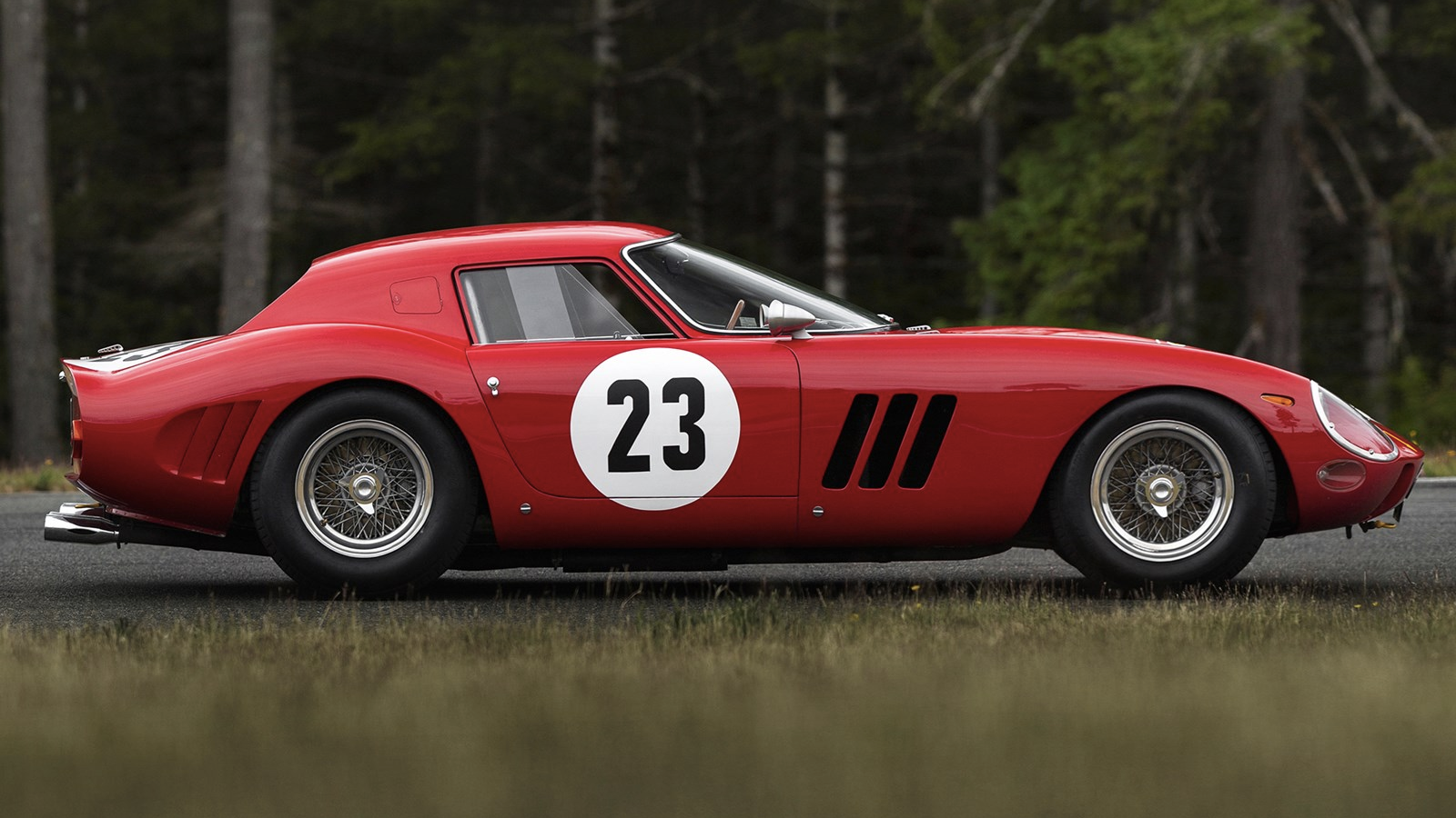 This Ferrari just became the most expensive car ever auctioned