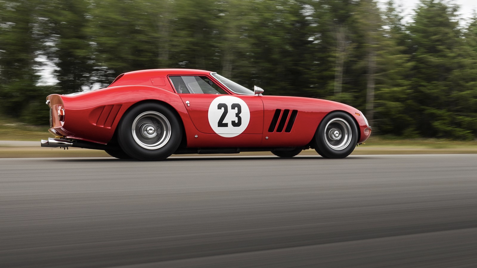 This Ferrari just became the most expensive car ever auctioned