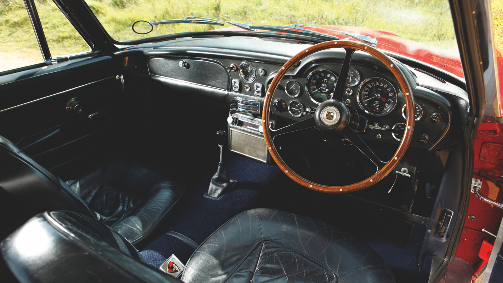 Sports cars for the family: classic GTs with four seats