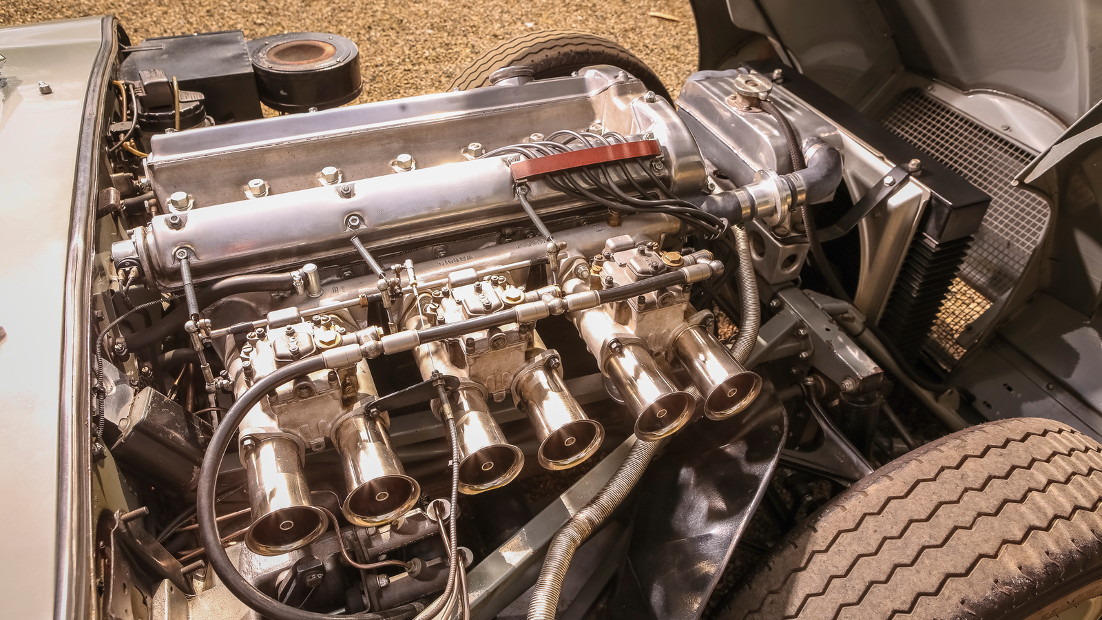Meet the bespoke E-type racer built for the road