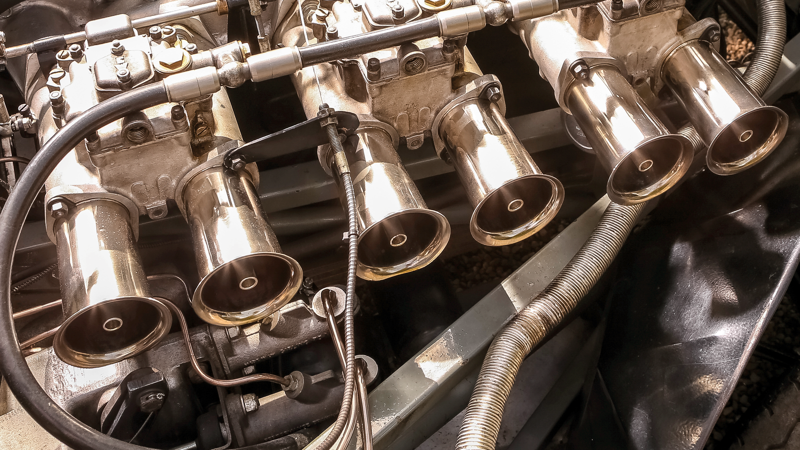 Meet the bespoke E-type racer built for the road