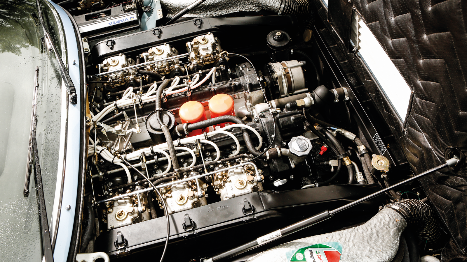 Sports cars for the family: classic GTs with four seats