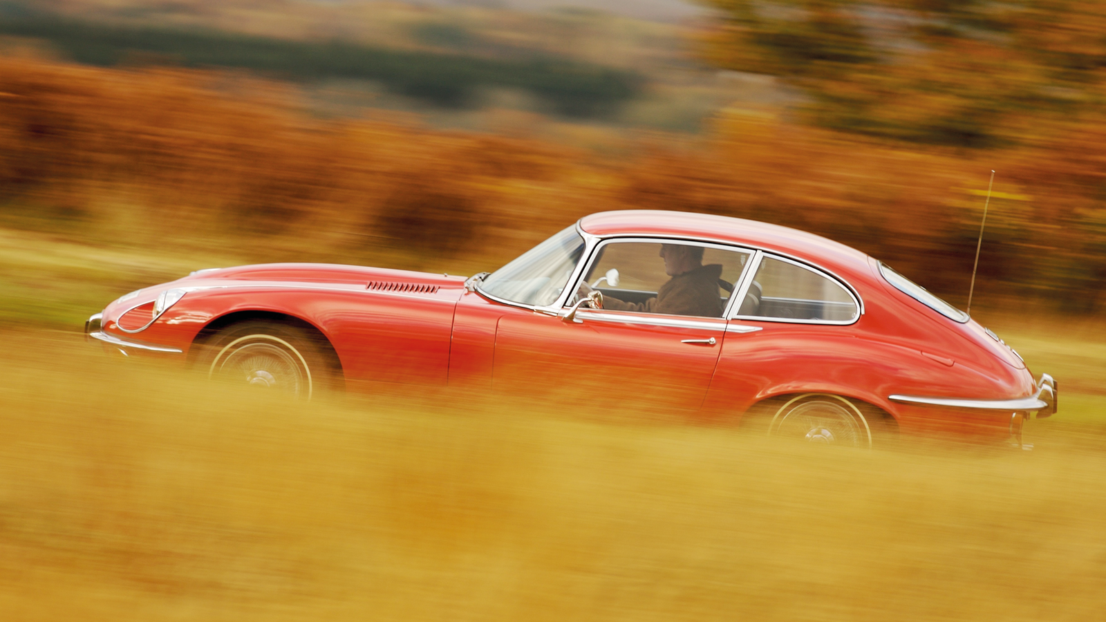 Gt Class For The Family Classic Coupes With Four Seats Classic Sports Car