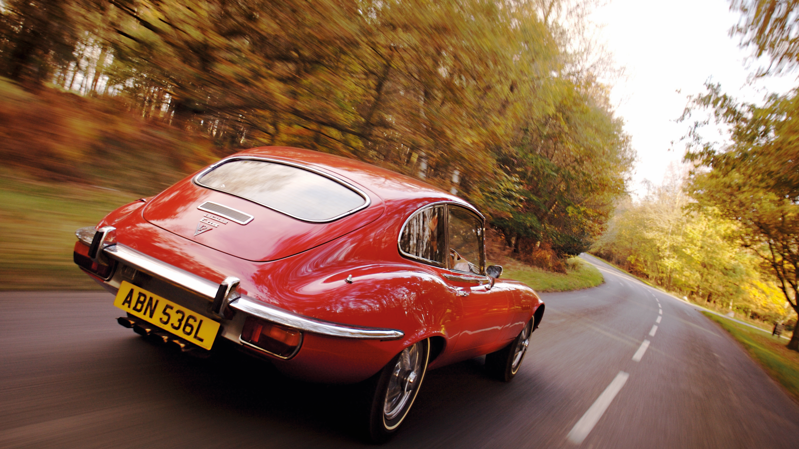 Sports cars for the family: classic GTs with four seats