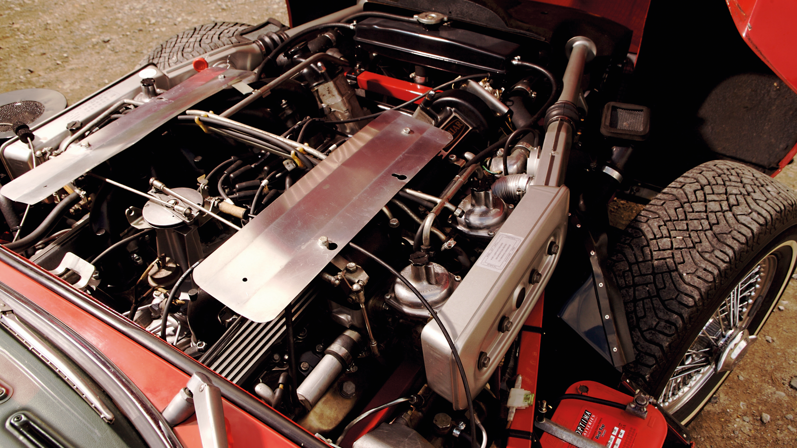 Sports cars for the family: classic GTs with four seats