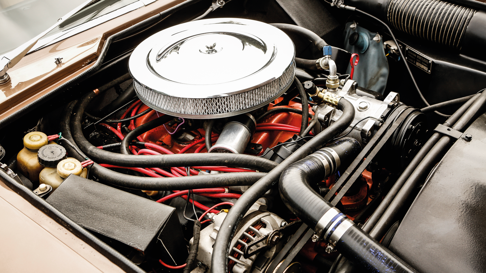 Sports cars for the family: classic GTs with four seats