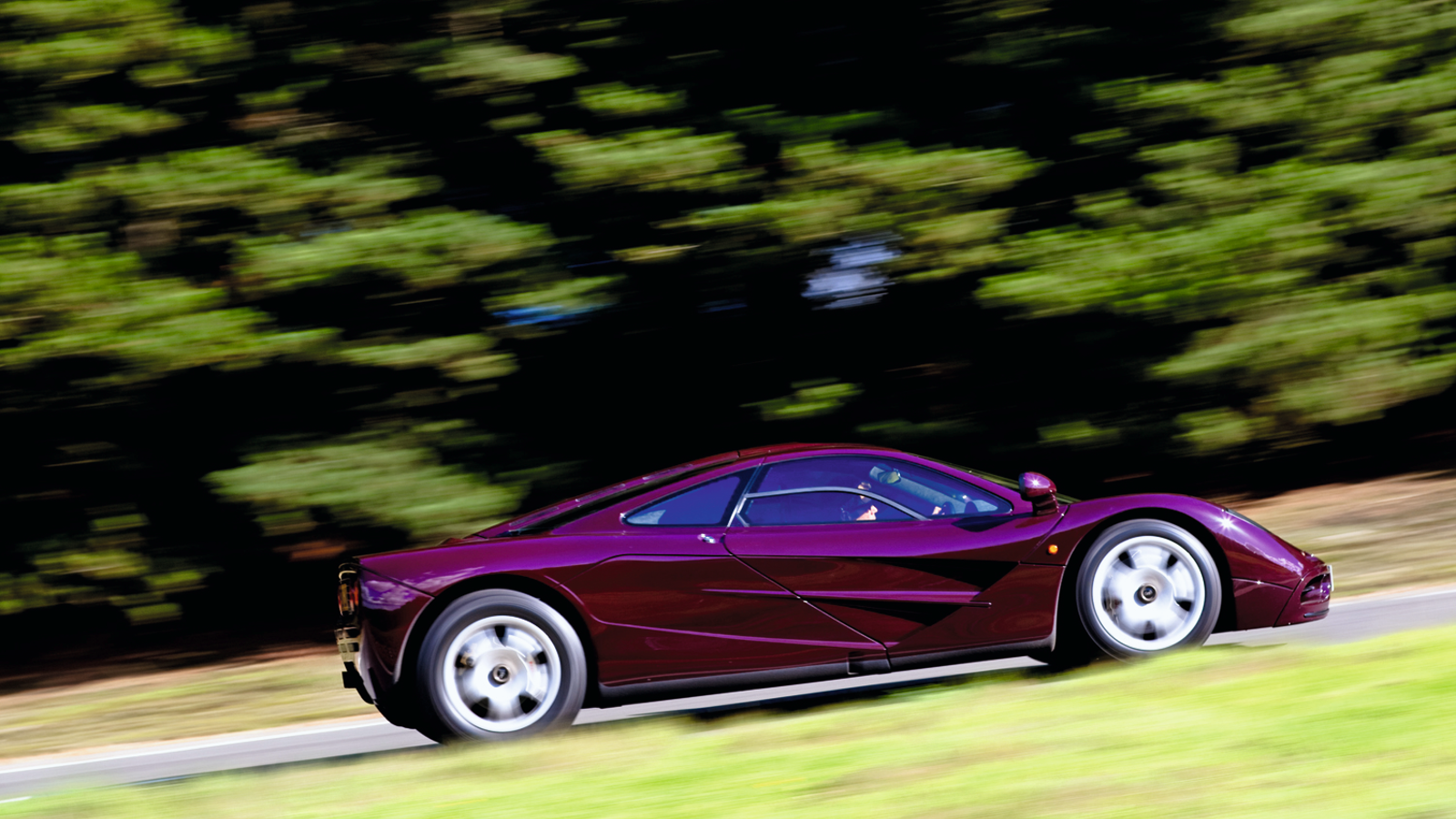 25 greatest drivers' cars of all time