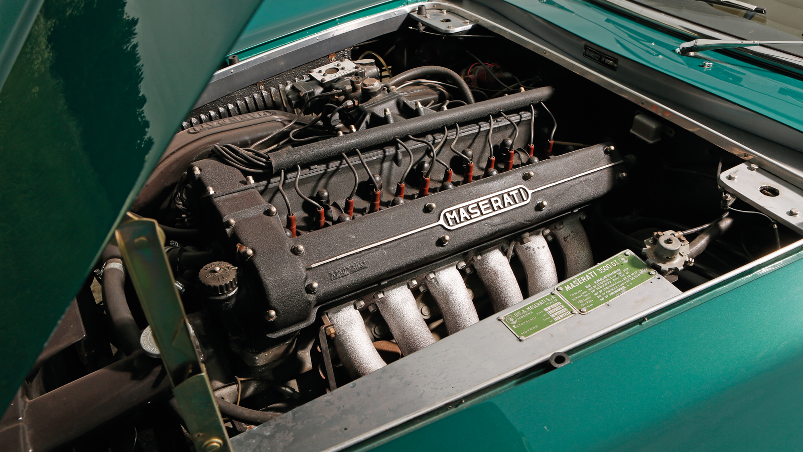 Grandest tourers: Aston Martin DB4 vs Maserati 3500GT