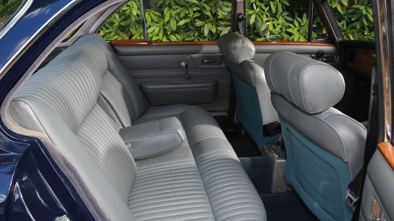 Driving the Jaguar XJ, 50 years after its launch