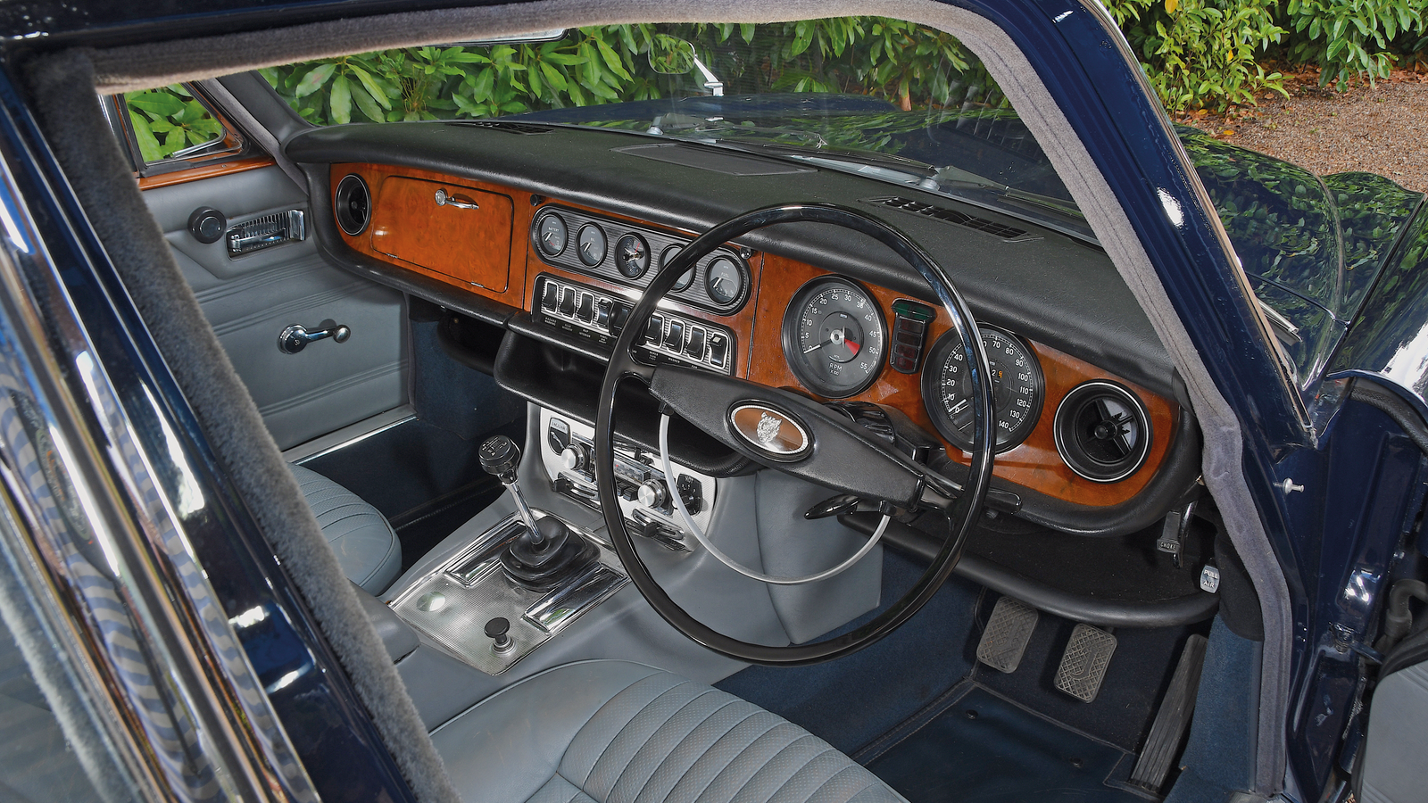 Driving the Jaguar XJ, 50 years after its launch