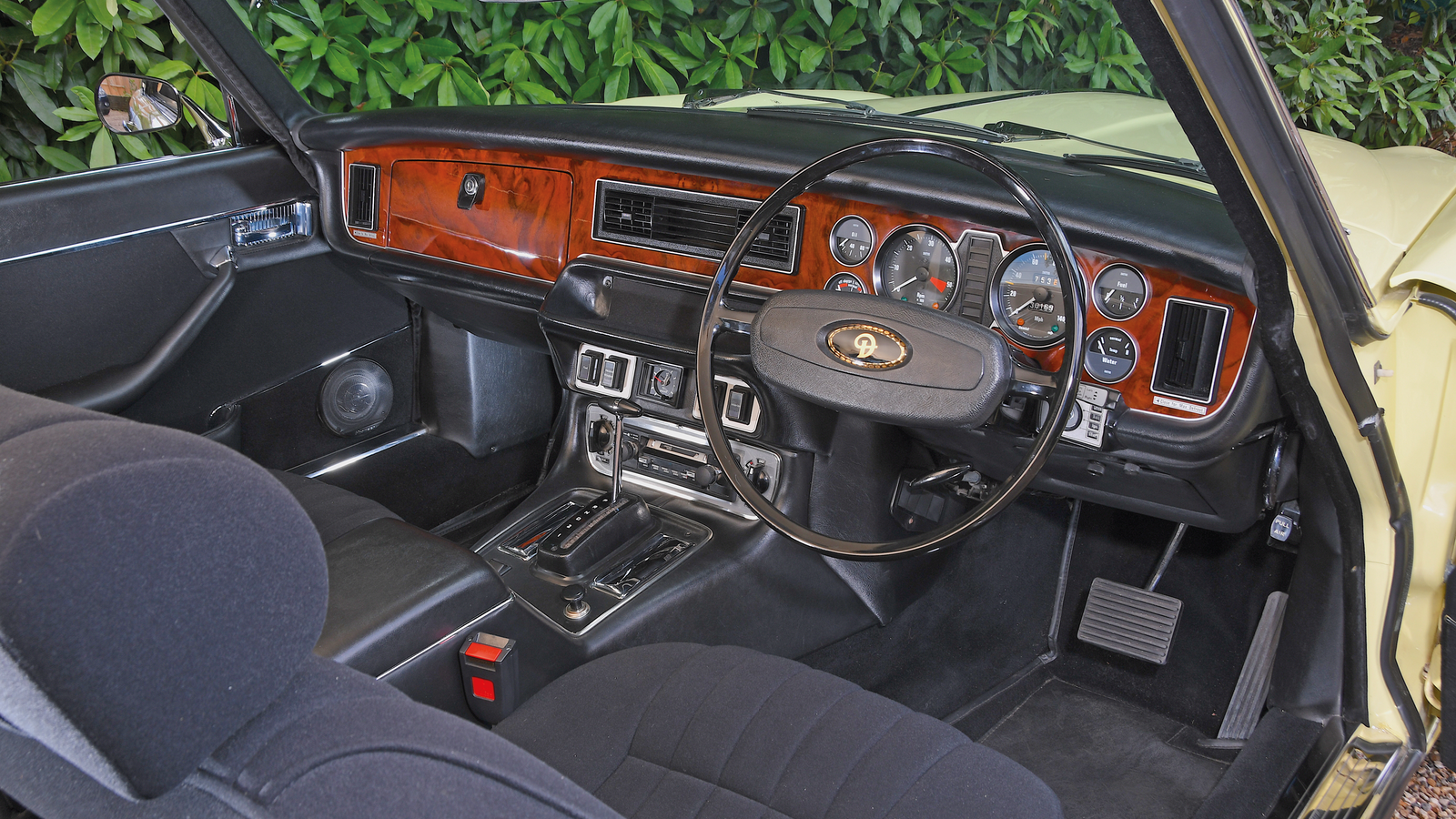 Driving the Jaguar XJ, 50 years after its launch