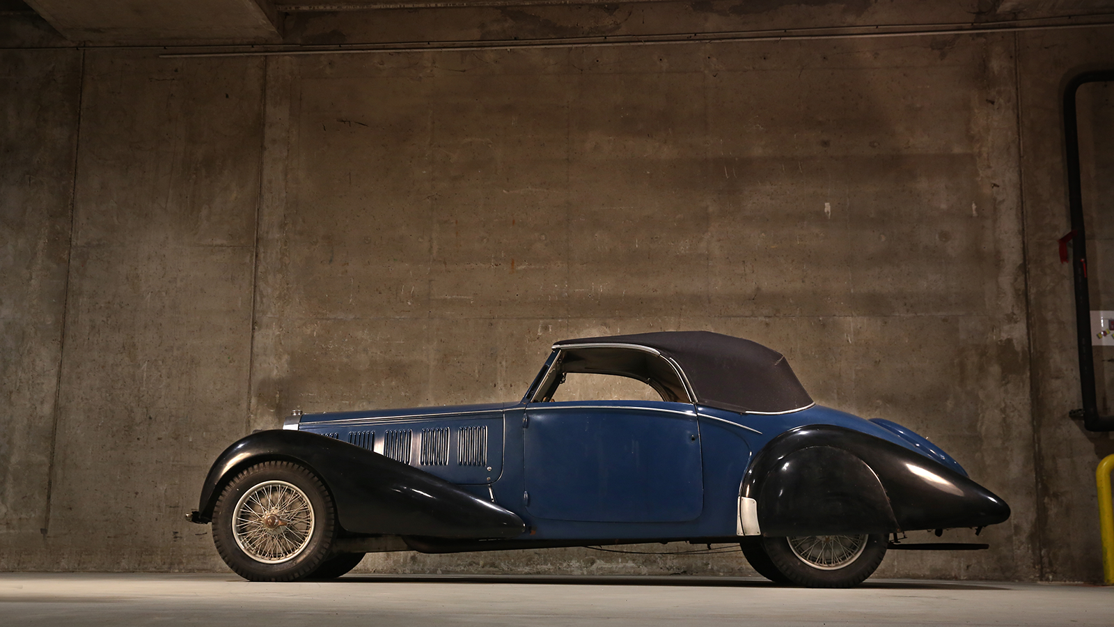 Breathtaking Bugatti trio rescued from Belgian barn