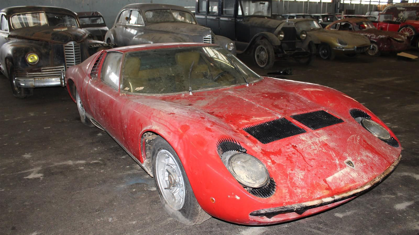 81 dusty classics unearthed in bumper French barn-find