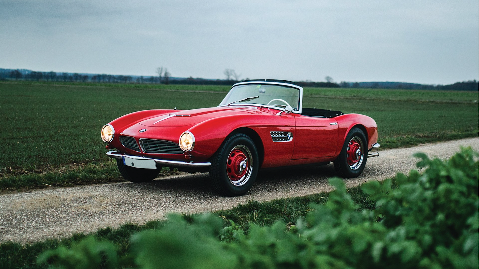 32 million-pound motors up for grabs at Retromobile