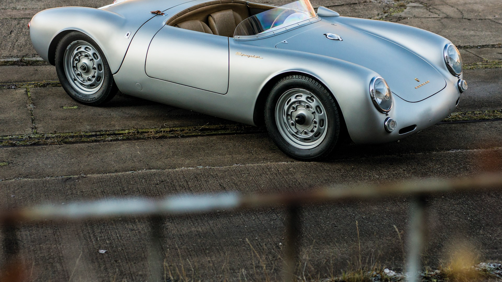 32 million-pound motors up for grabs at Retromobile