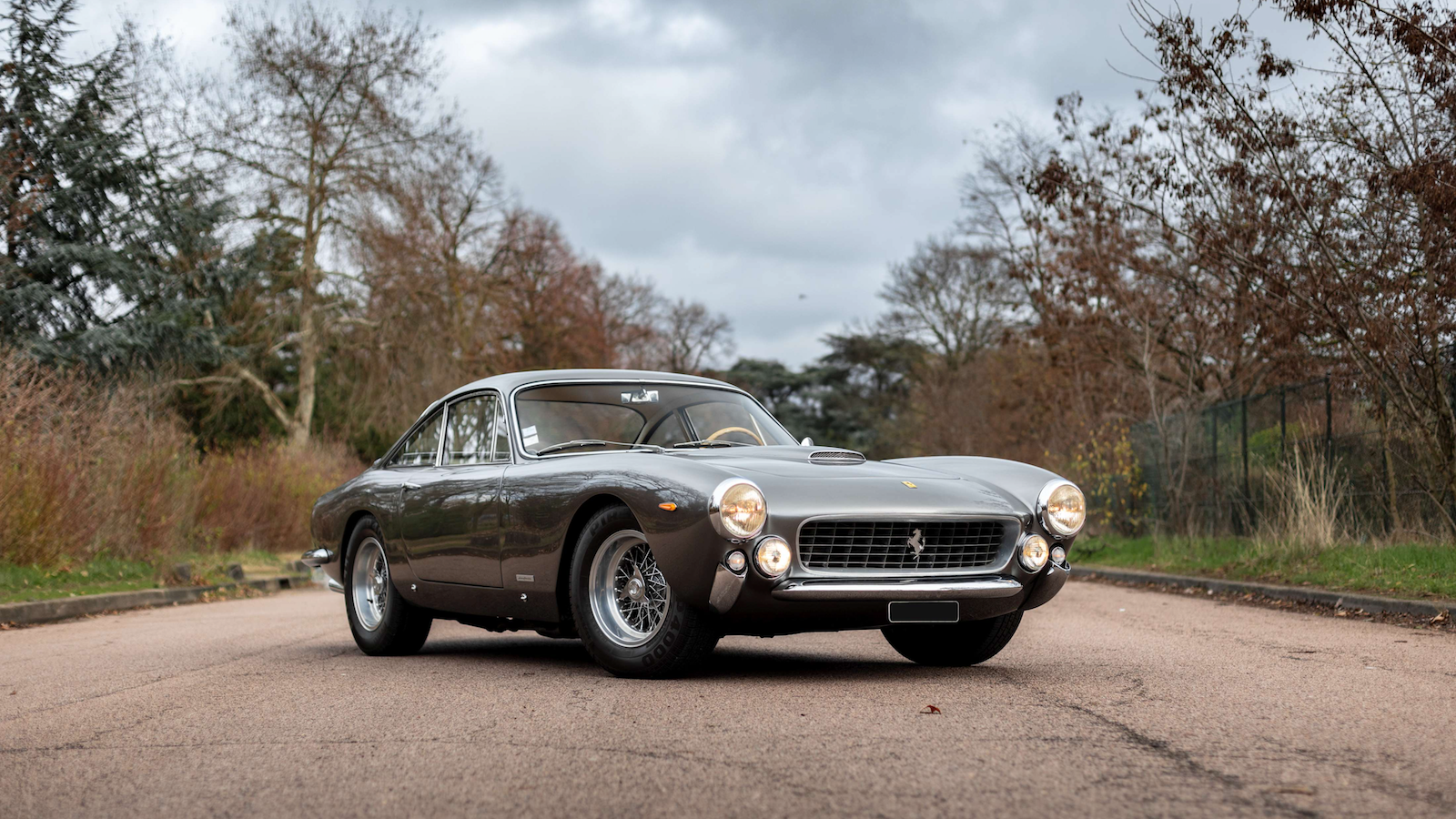 32 million-pound motors up for grabs at Retromobile