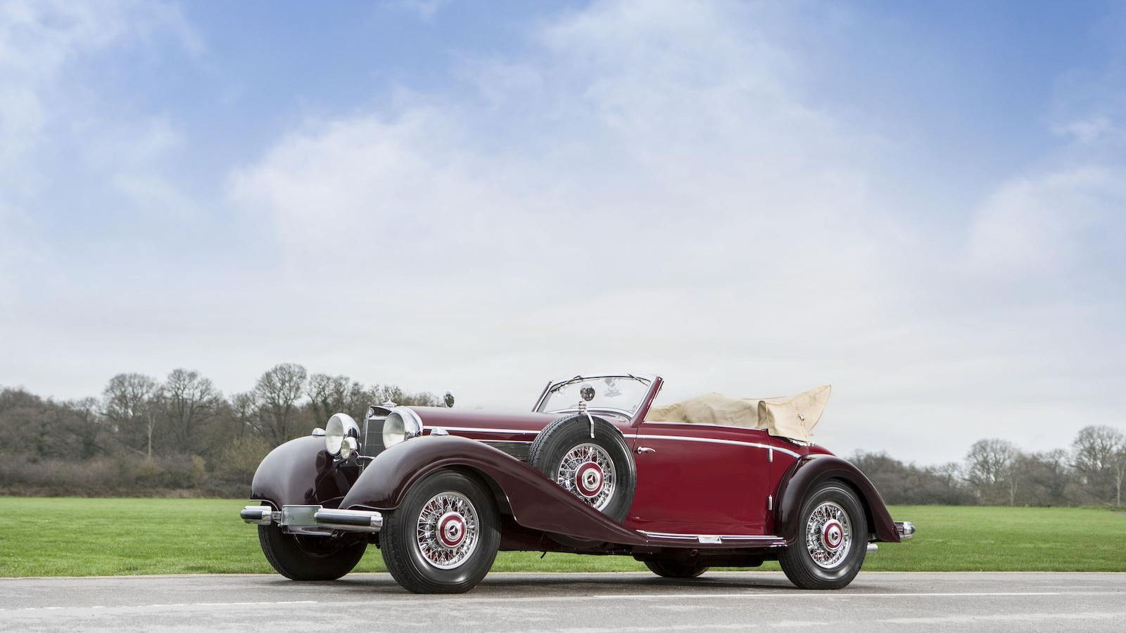 32 million-pound motors up for grabs at Retromobile