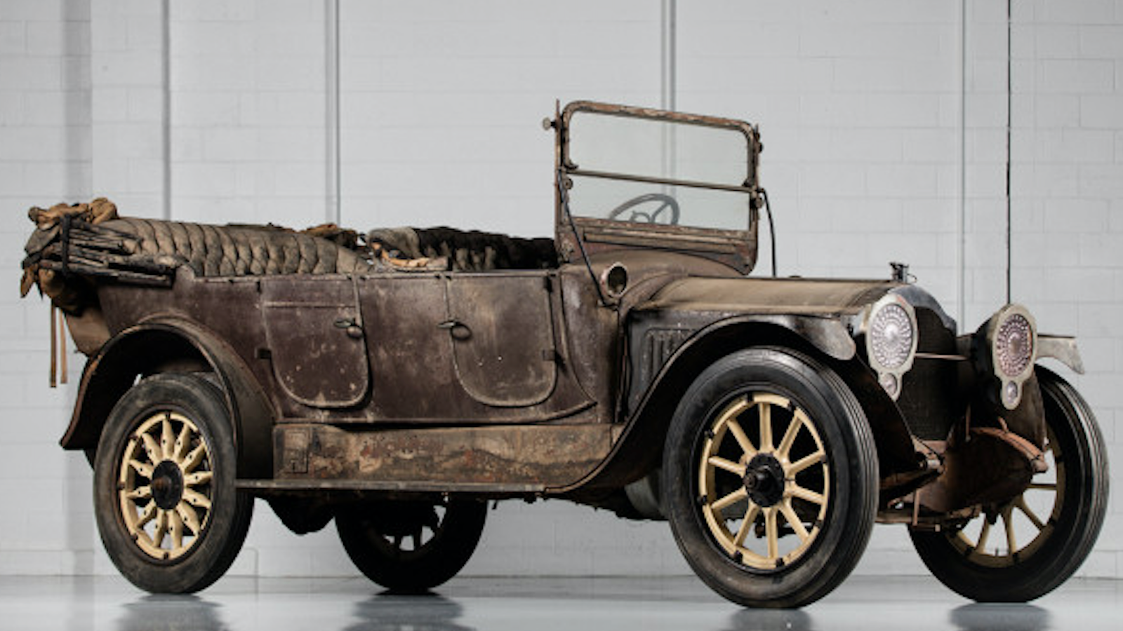 These incredible classics will be sold at the Amelia Island auctions
