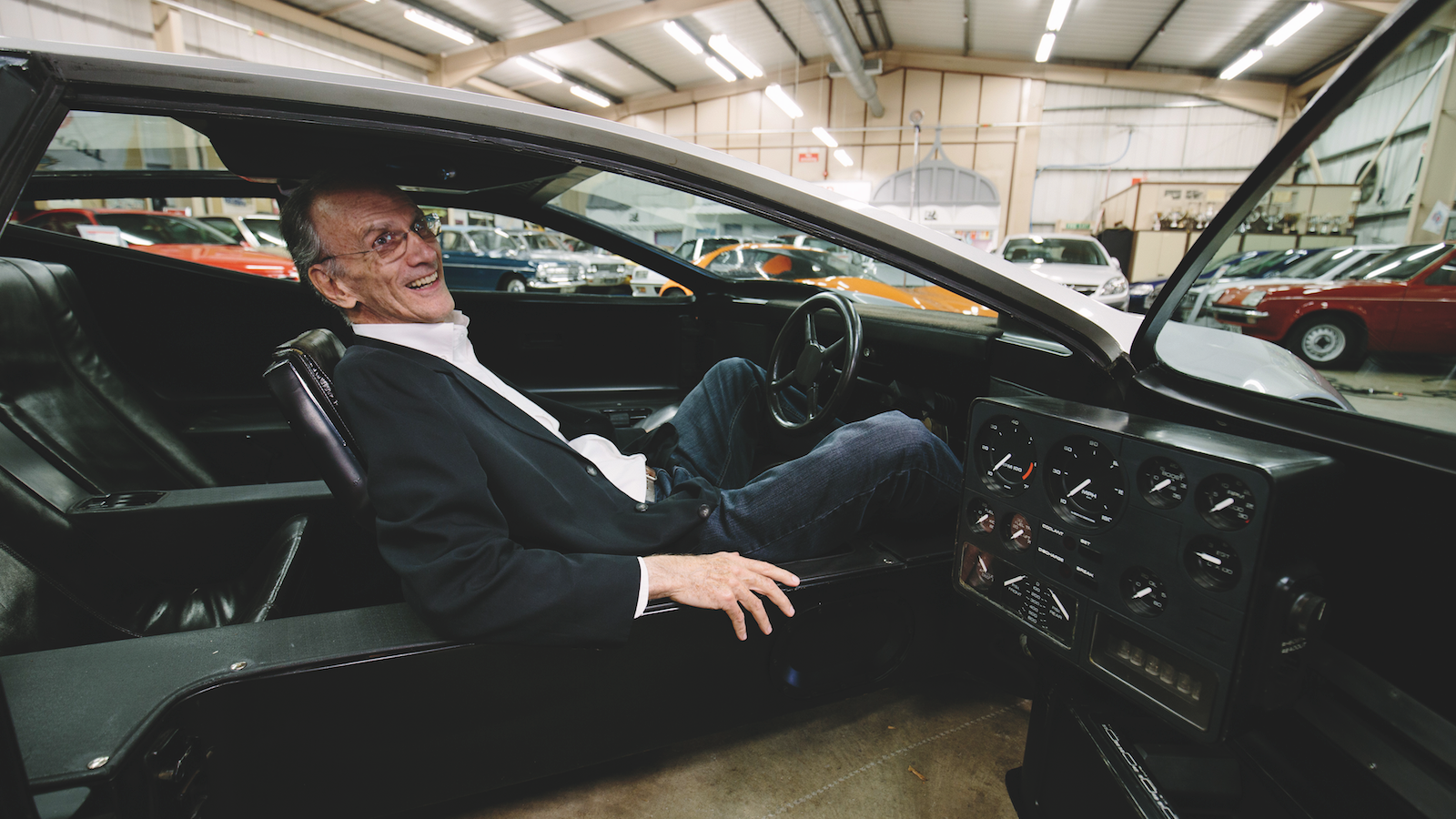 Vauxhall's SRV concept is a striking aero wedge