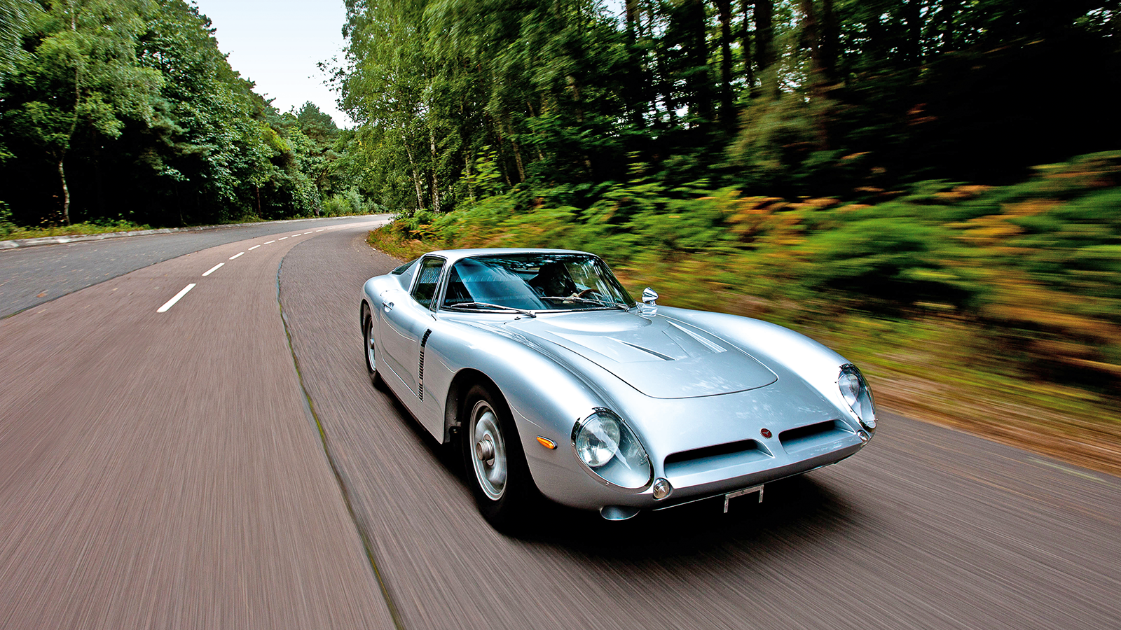 10 cars that were built to beat Ferrari