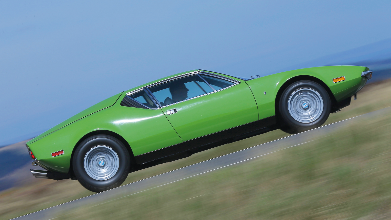 16 European classics with a Detroit V8