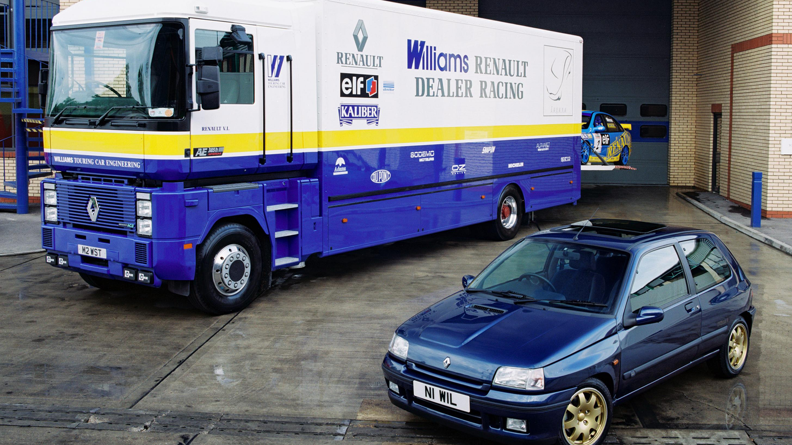 10 compact cars inspired by Formula 1