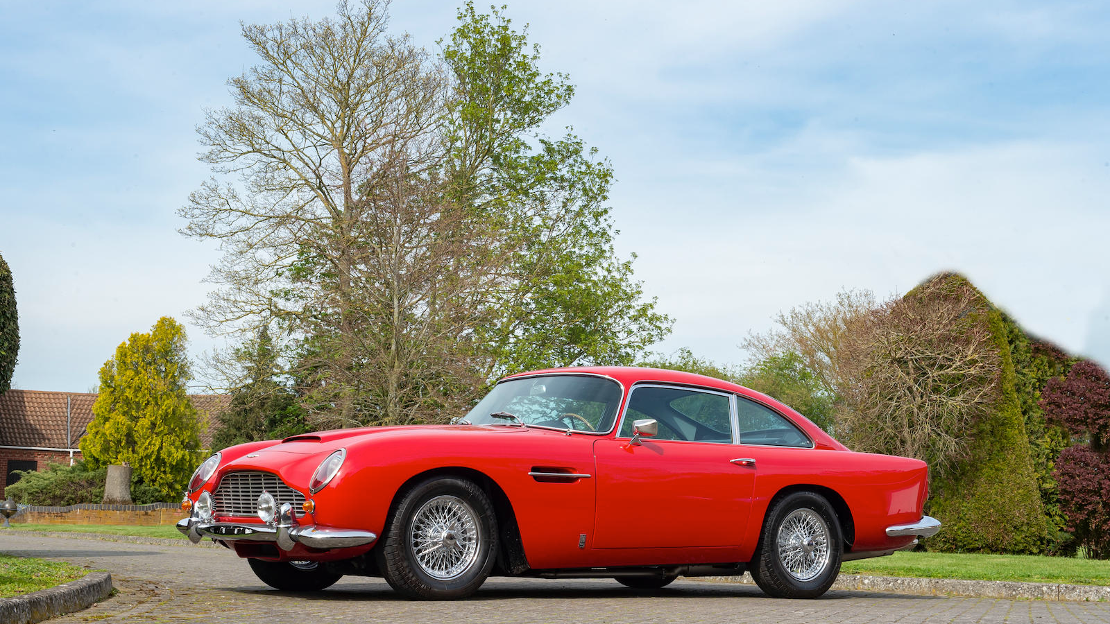 Bonhams Aston Martin Sale 2019 offers variety and rarity