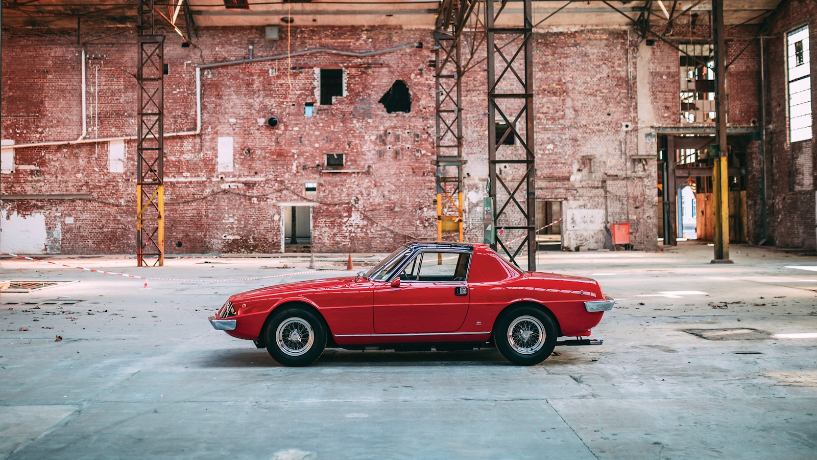 One-of-a-kind Zagato-bodied Ferrari 330GTC heads to auction