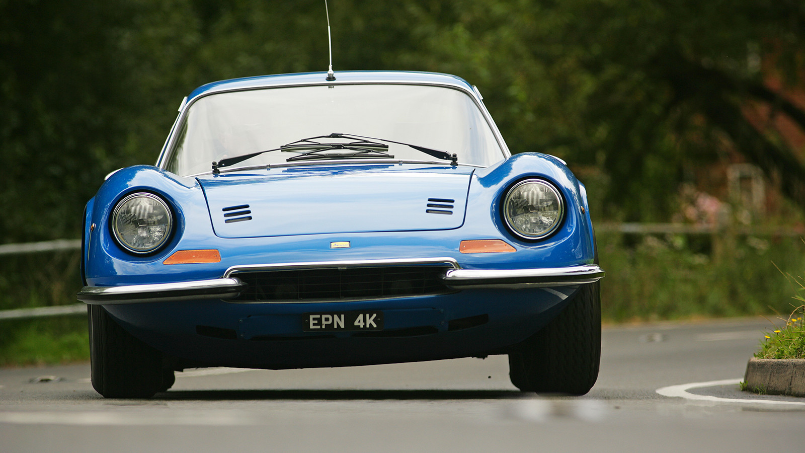Ferrari Dino buttresses (cont.)