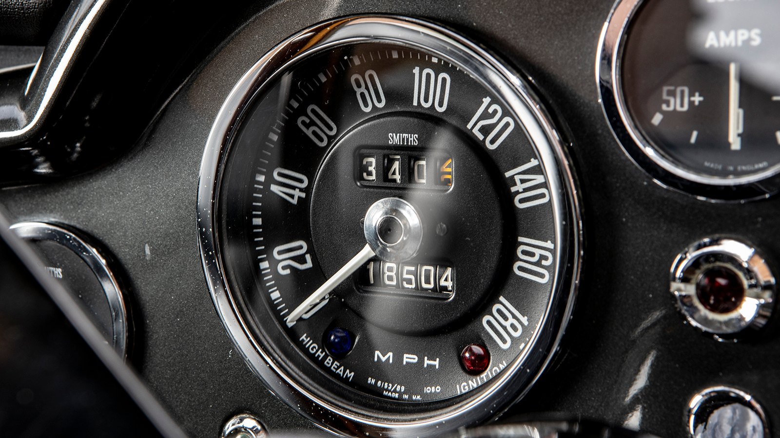 Bond DB5 sells for $6m at auction