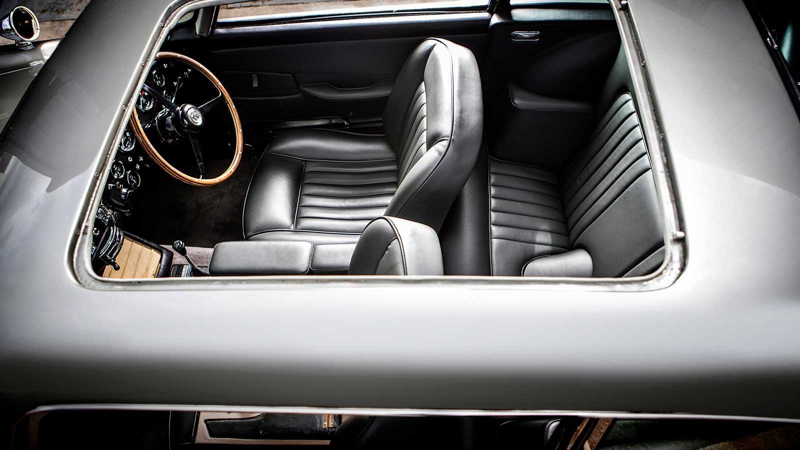 Bond DB5 sells for $6m at auction