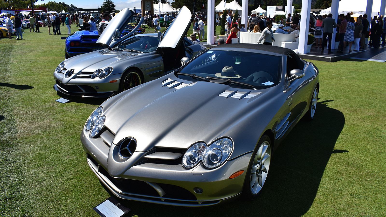 Supercars and hypercars do battle