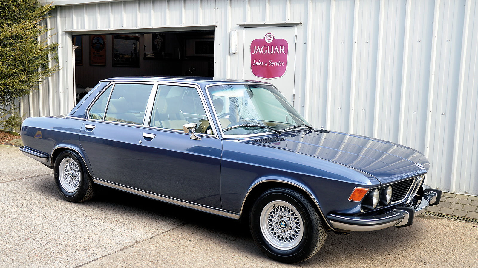 BMW 3.0 Si - continued