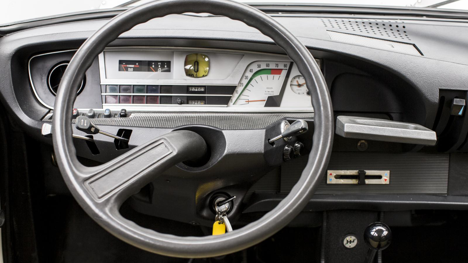 14 classic dashboards you’d never see in a modern car