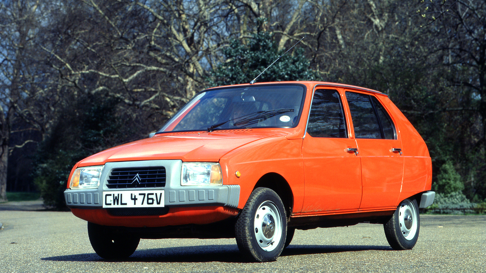 14 classic dashboards you’d never see in a modern car