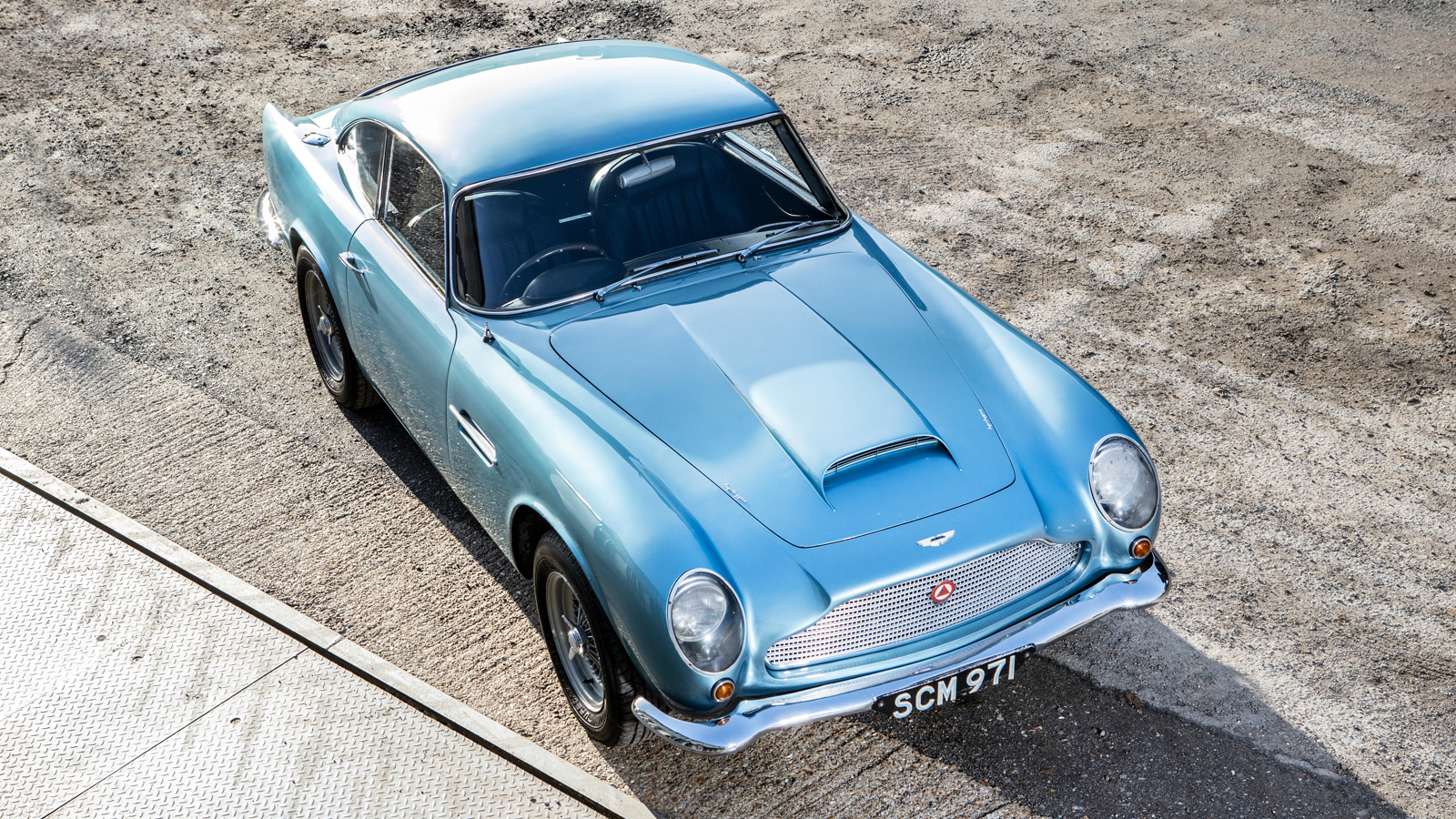 ‘Missing’ Aston Martin leads Bonhams’ Bond Street sale