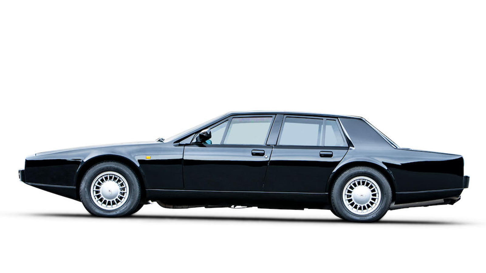 ‘Missing’ Aston Martin leads Bonhams’ Bond Street sale